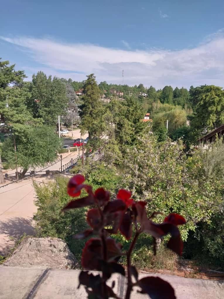 Cucu Haus Hostel La Cumbrecita Eksteriør bilde